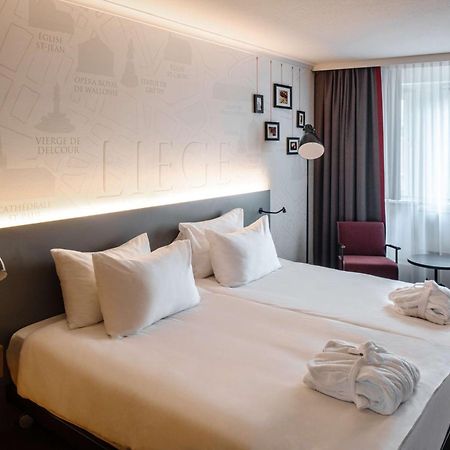 เพนตาโฮเต็ล ลีเกอ Hotel เลียจ ภายนอก รูปภาพ